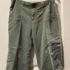 Khakis lightweight SOFT Capri hiking cargo pants hem ties Pocket galore size  10